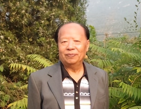 众诗人品读许庆胜《诗坛胡松夏现象解剖》专著诗•50首