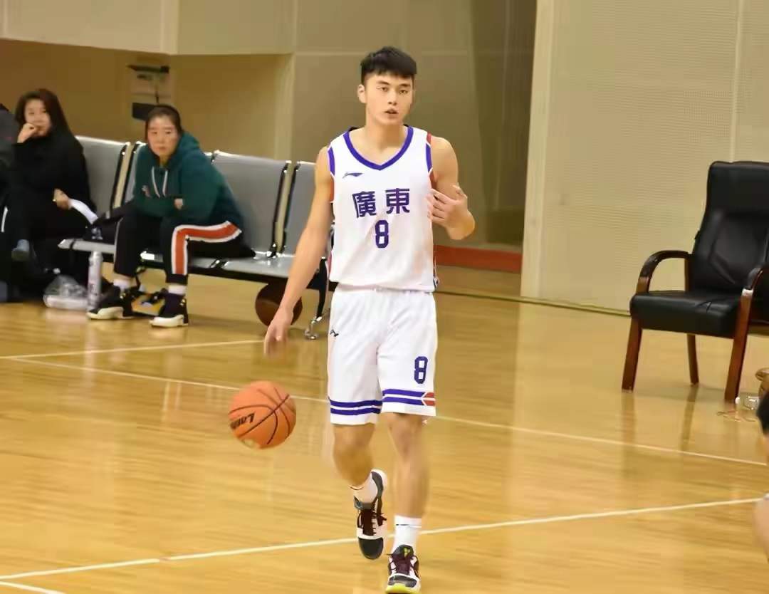 广东宏远男篮注册,广东宏远注册运动员名单