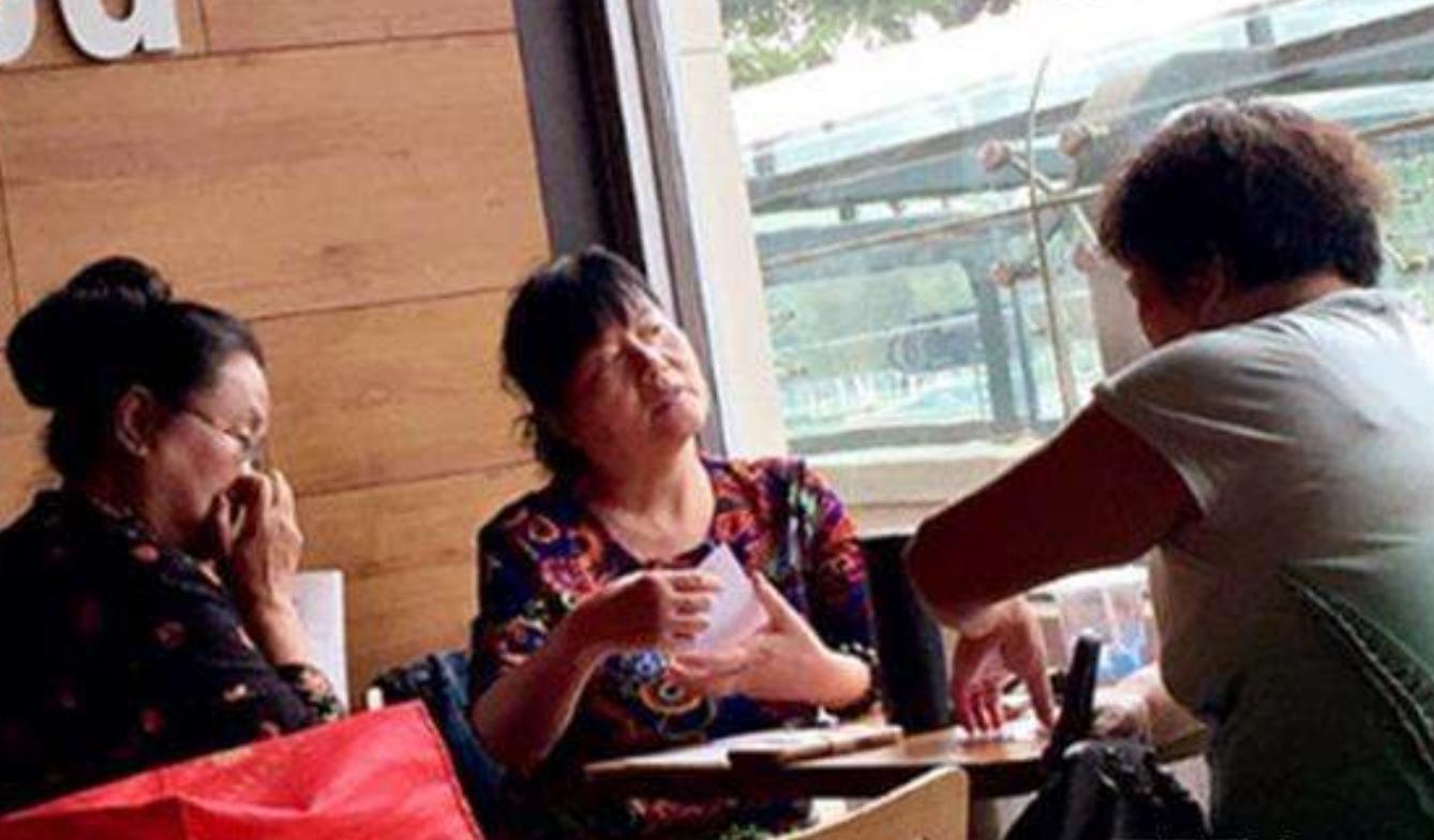 张玉芬打小三事迹,张玉芬暴打小三