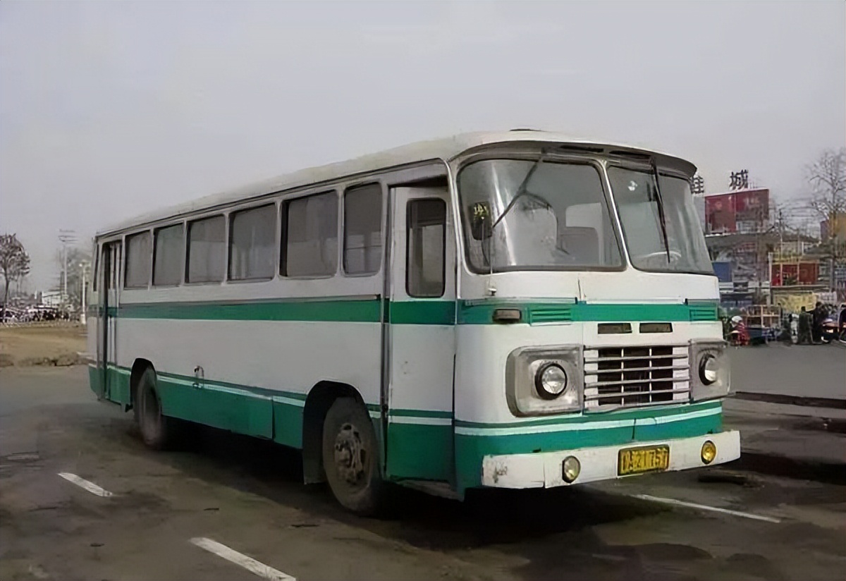 温商王均瑶近况,浙商传奇王均瑶