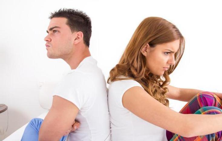 应用商店被曝出大量色情App，常看色情影片当心引发男性健康问题