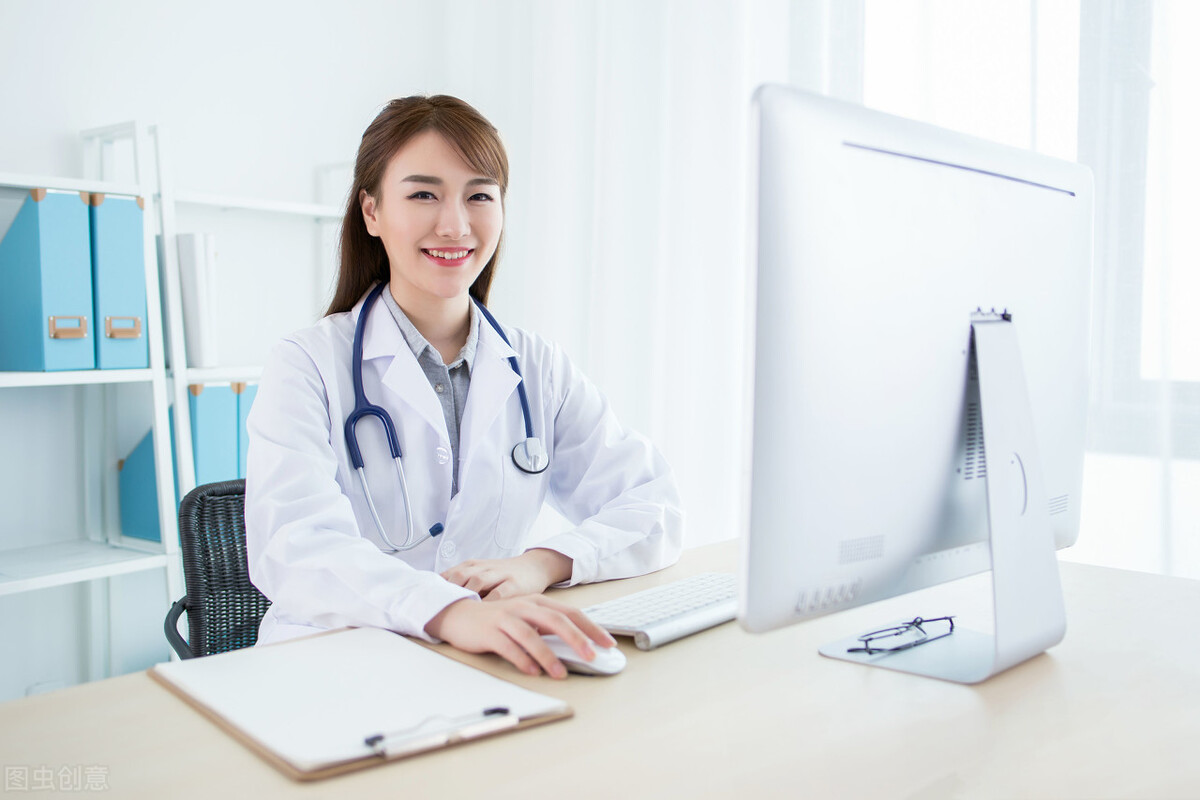 大面积白癜风怎么照灯,大面积白癜风表皮移植