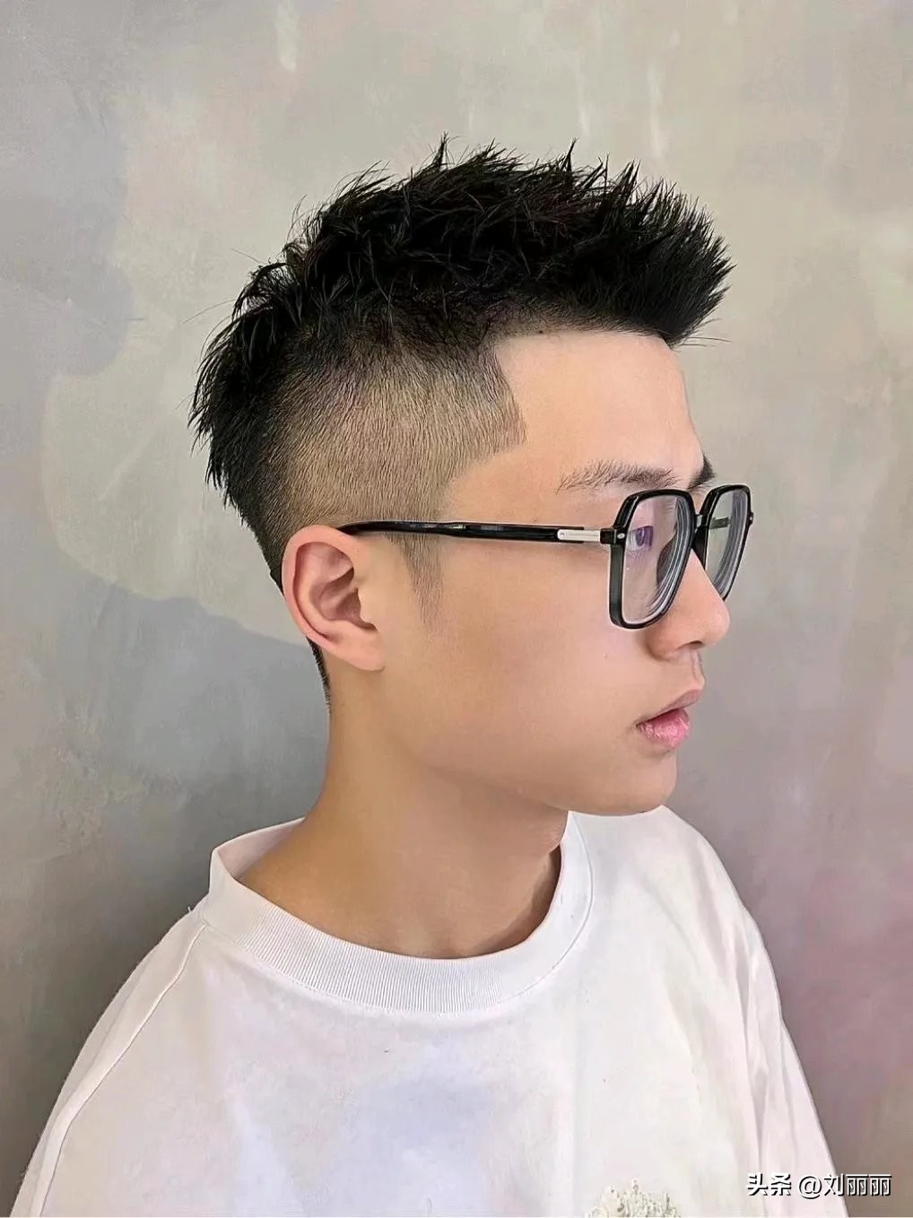 男发有几种发型风格怎么剪,流行风男发怎么剪