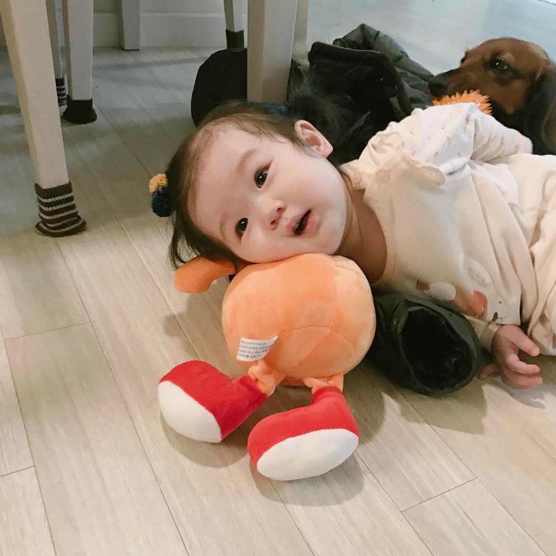 最近超火的可爱小女孩表情包,小女孩可爱萌表情包