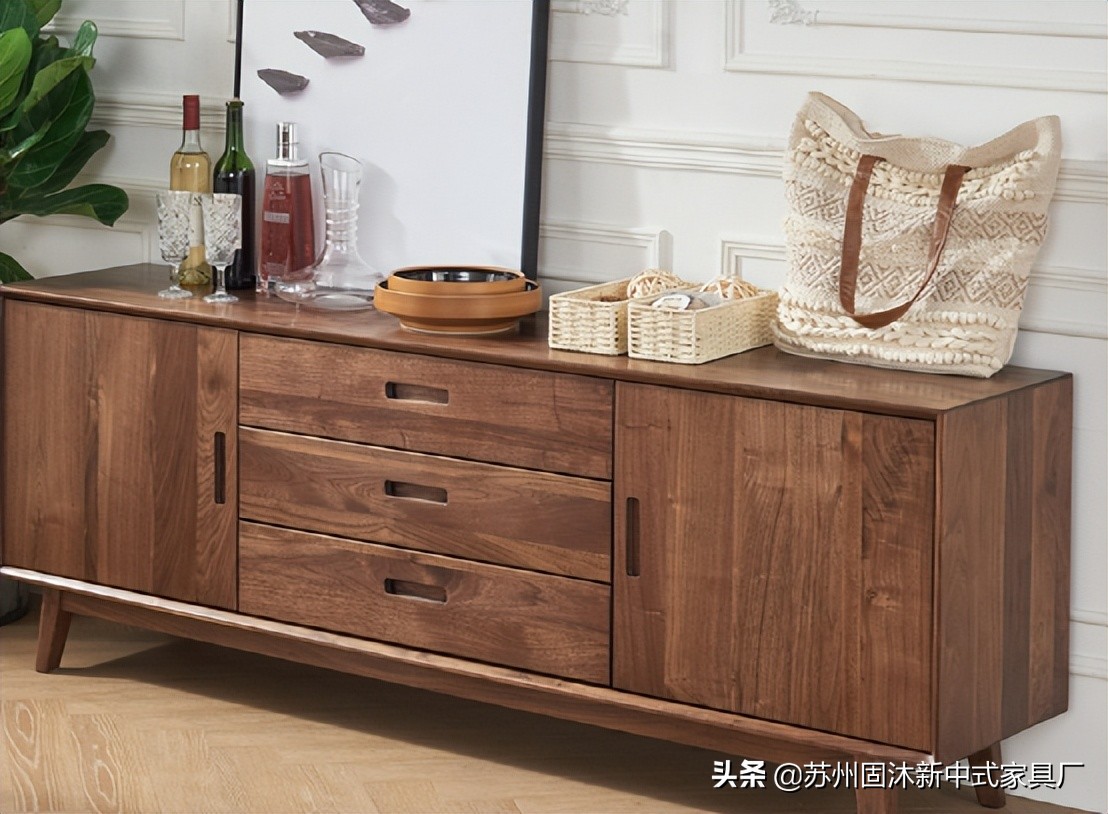 145平中式风格装修红木家具,145新中式三室二厅装修多少钱