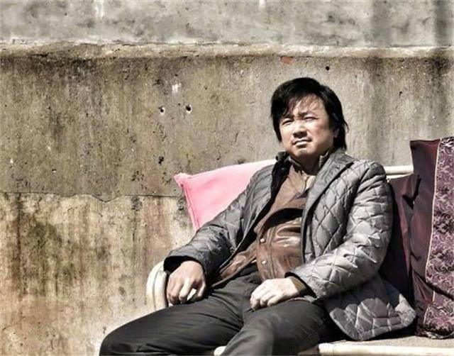 关他就是要我的命！博士自制抗癌药羁押301天，116名患者联名求情