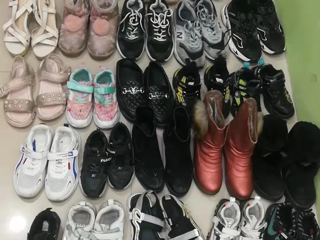 旧衣服回收的样品,旧衣服回收还看品相吗