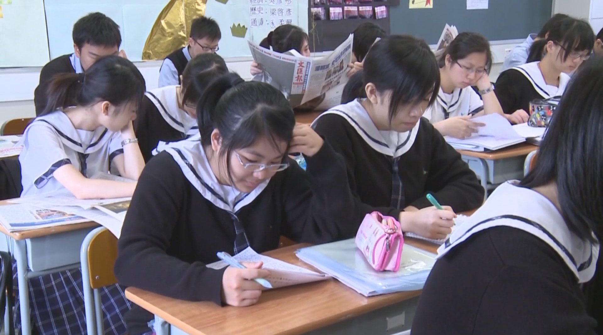 香港居民户口落户内地条件,香港落户9所大学的硕士生