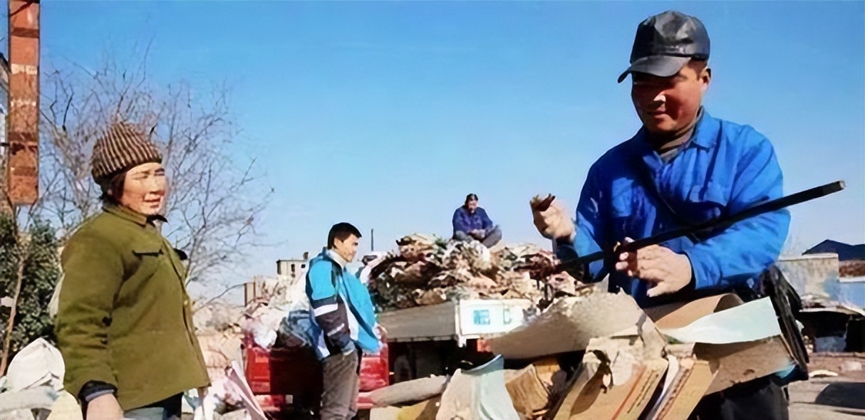 废品站老板回收废铁,废品站老板回收黄金