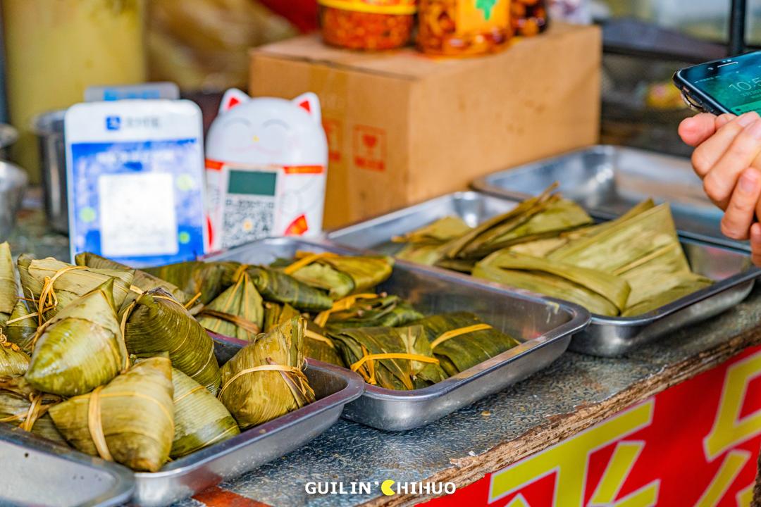 桂林最好吃的7家艾叶粑小店!1元起1个!每一口都是春天的味道!