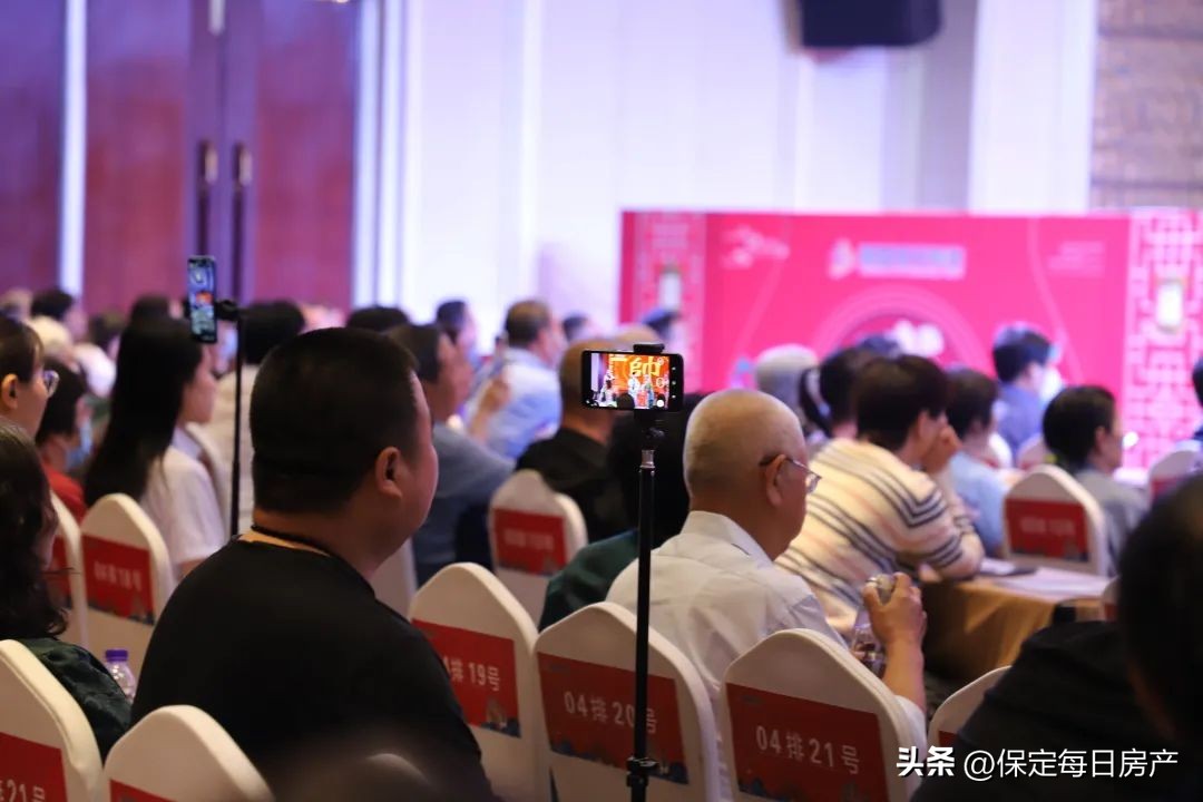 婧愮洓鍩庡彂闆嗗洟鏂板勾鏅氫細,婧愮洓鍩庡彂闆嗗洟鐩存挱鍥炴斁