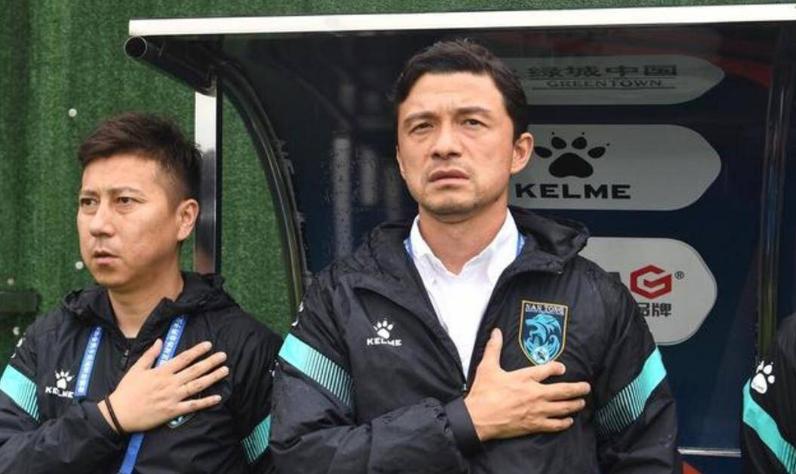 足坛真男人！“压着打”成中超一股清流,酒后失言再度证明自己！