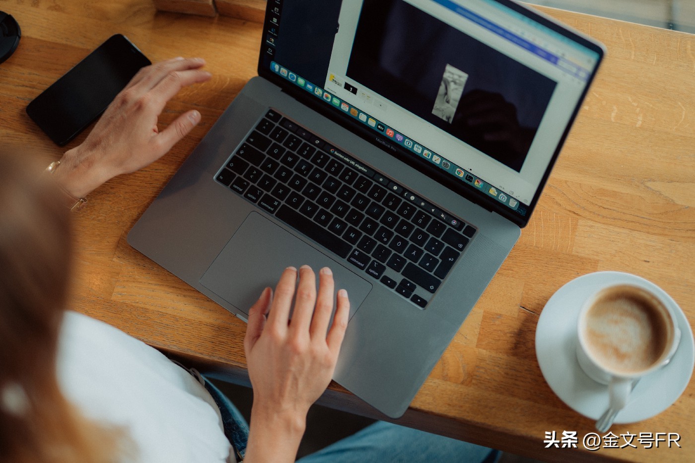 mac16gb内存够用吗,苹果笔记本8gb内存够用吗