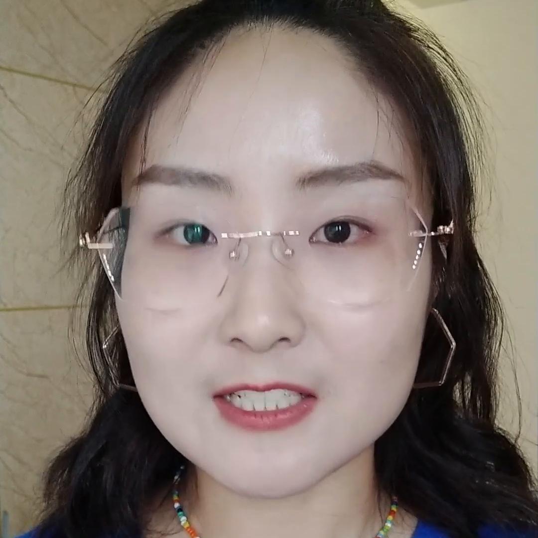 画眼线教程新手伪素颜,晚上化妆怎么画眼线最好看