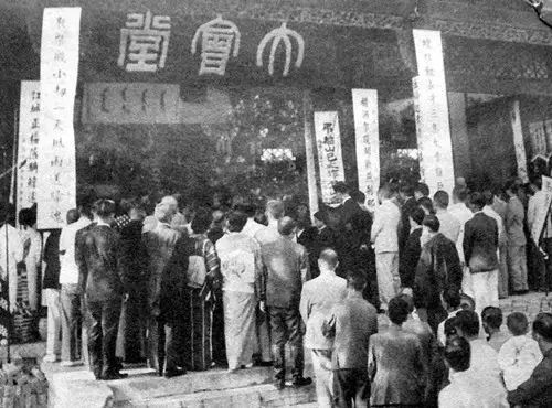 “老实员工”毒杀日军要员，军统询问他要何奖赏，他说：退出军统