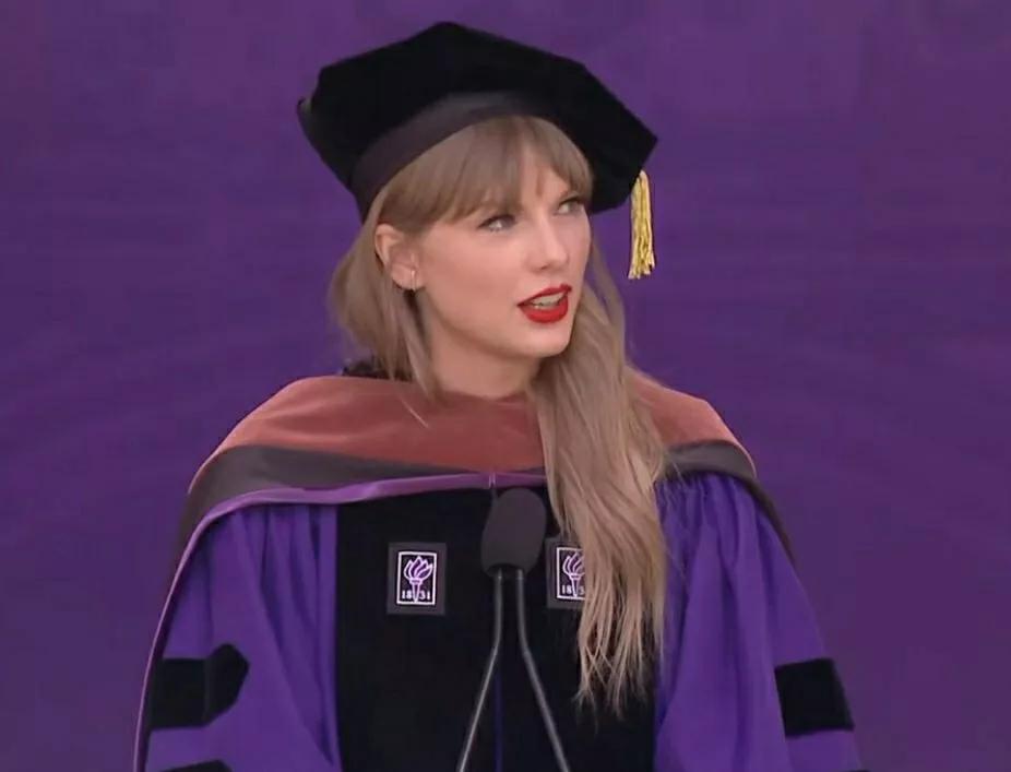 泰勒斯威夫特welcometonewyork,泰勒斯威夫特经典歌曲