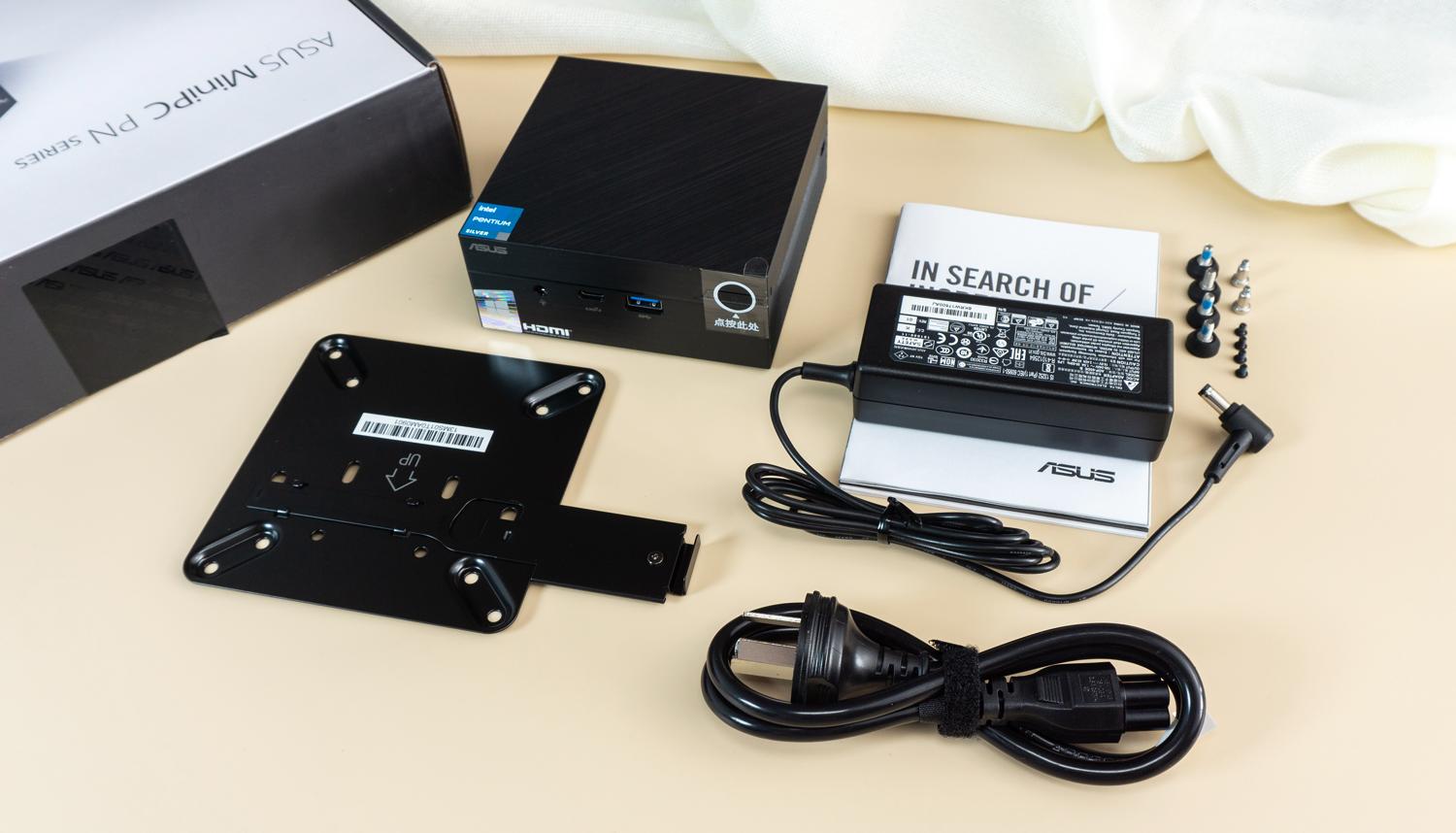 拥有MiniPC华硕PN41后，也就多了一台高清*放播**器+办公神器