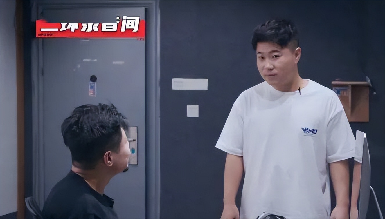 开始玩梗的丹镇北京还是那个最硬厂牌吗？