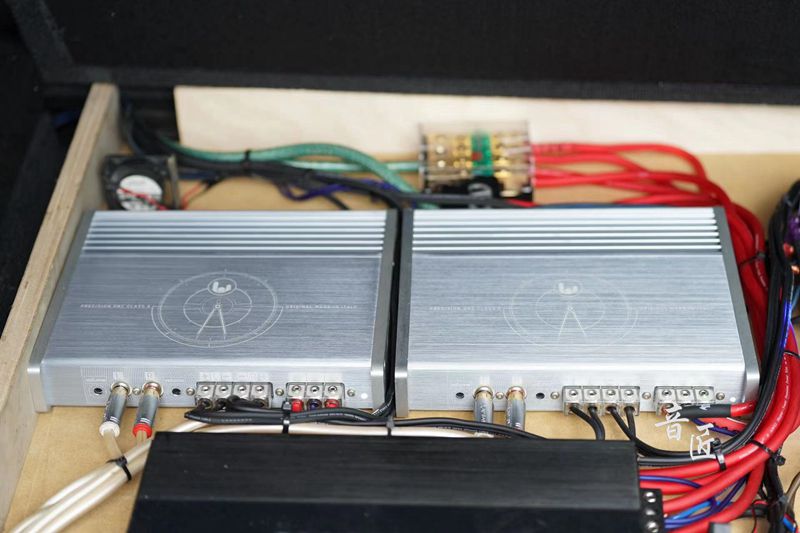 本田冠道改装res声浪,本田冠道改装全车音响7喇叭