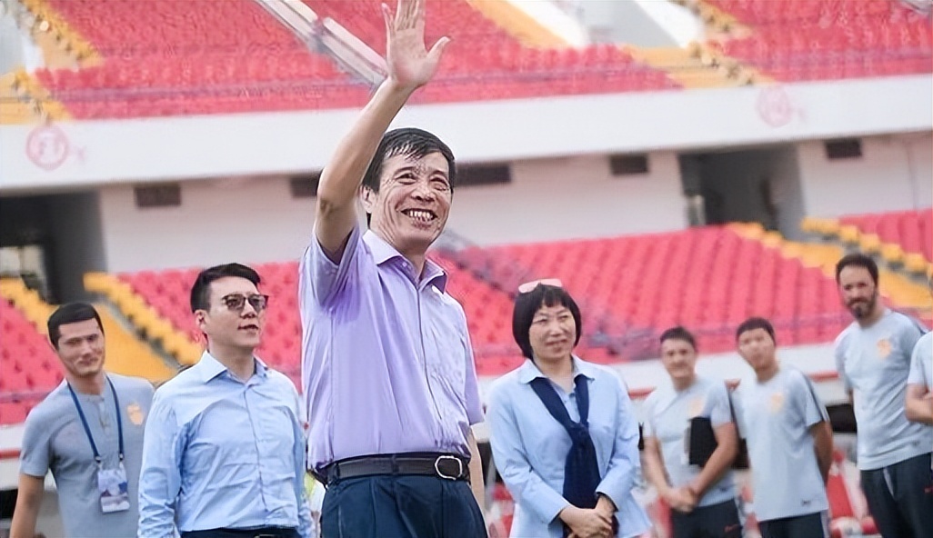 中国足球迎好消息!陈戌源主席亲自组织,青少年足球联赛终落地