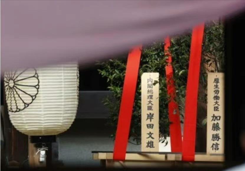 日本走狗！韩国不敢反对*国靖**神社拜鬼却愤怒中方批韩涉台言论