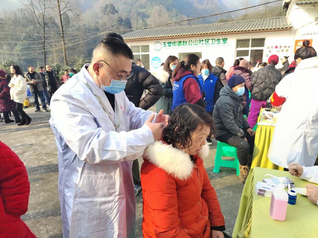 新春走基层送上门的温暖,新春走基层送温暖视频