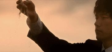 豆瓣8.1！日本杀疯了，又拍了部过不了审的…