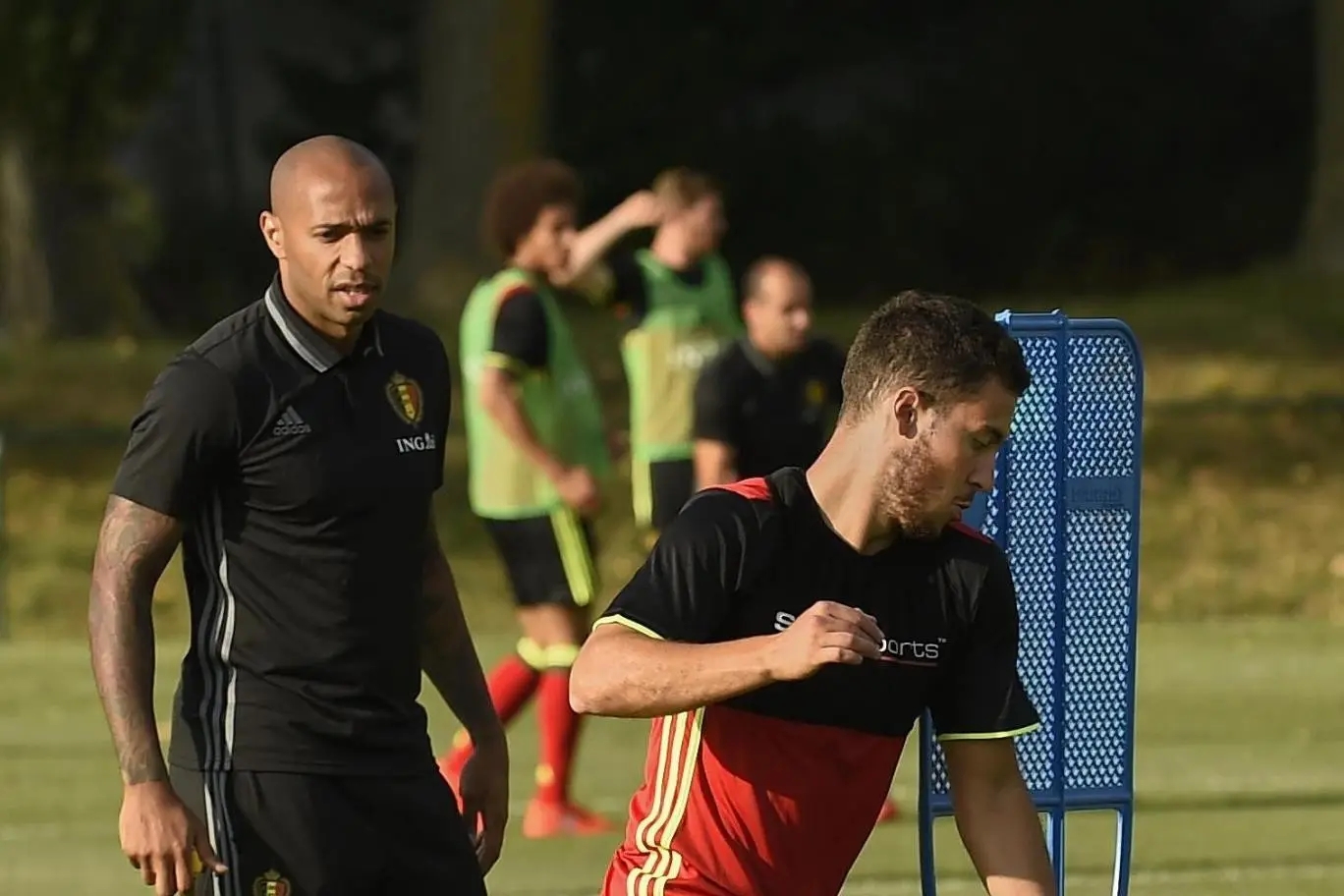 涓栫晫鏉殑瓒崇悆鏁欑粌鏈夊鍘夊,涓栫晫鏉笂閭ｄ簺鎶㈤暅鐨勬暀缁冧滑