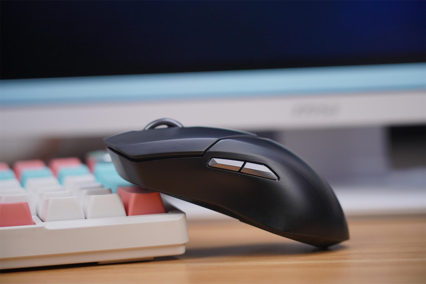 雷柏vt9鼠标,性价比高的轻量化鼠标