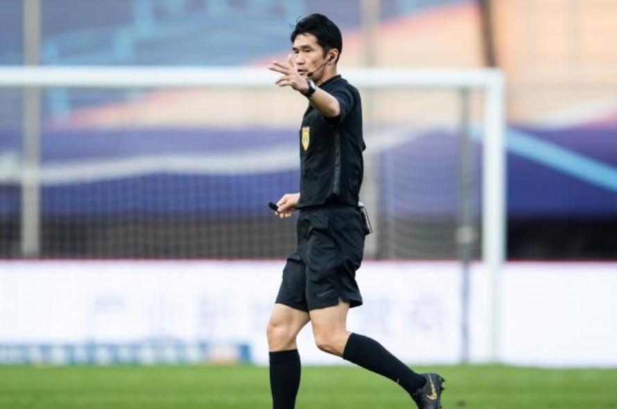 中国足球动态：广州德比主裁判出炉，孙准浩入选韩国国家队