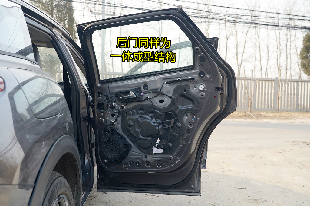 凡尔赛c5x全方位测评,凡尔赛c5拆解