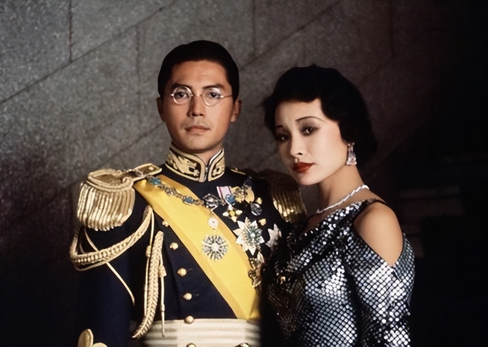 “亚洲*男美**”尊龙：无父无母，无儿无女，71岁孑然一身，一生孤独