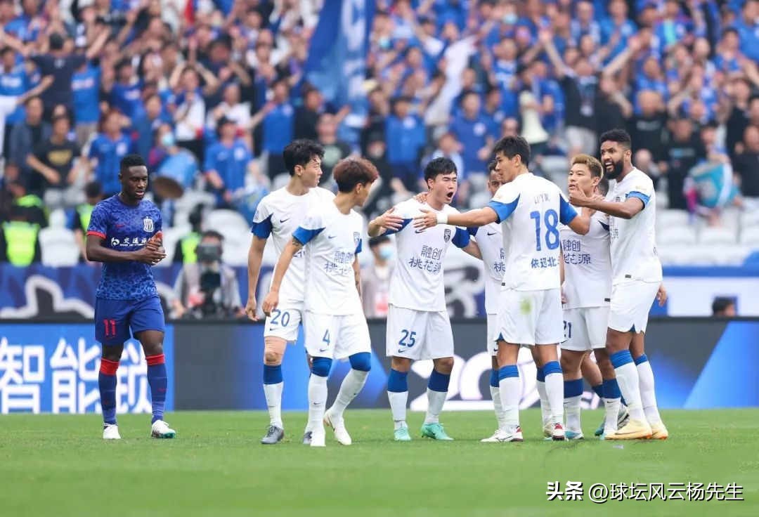 上海申花1-1武汉三镇特谢拉点球破僵邓涵文推射扳平