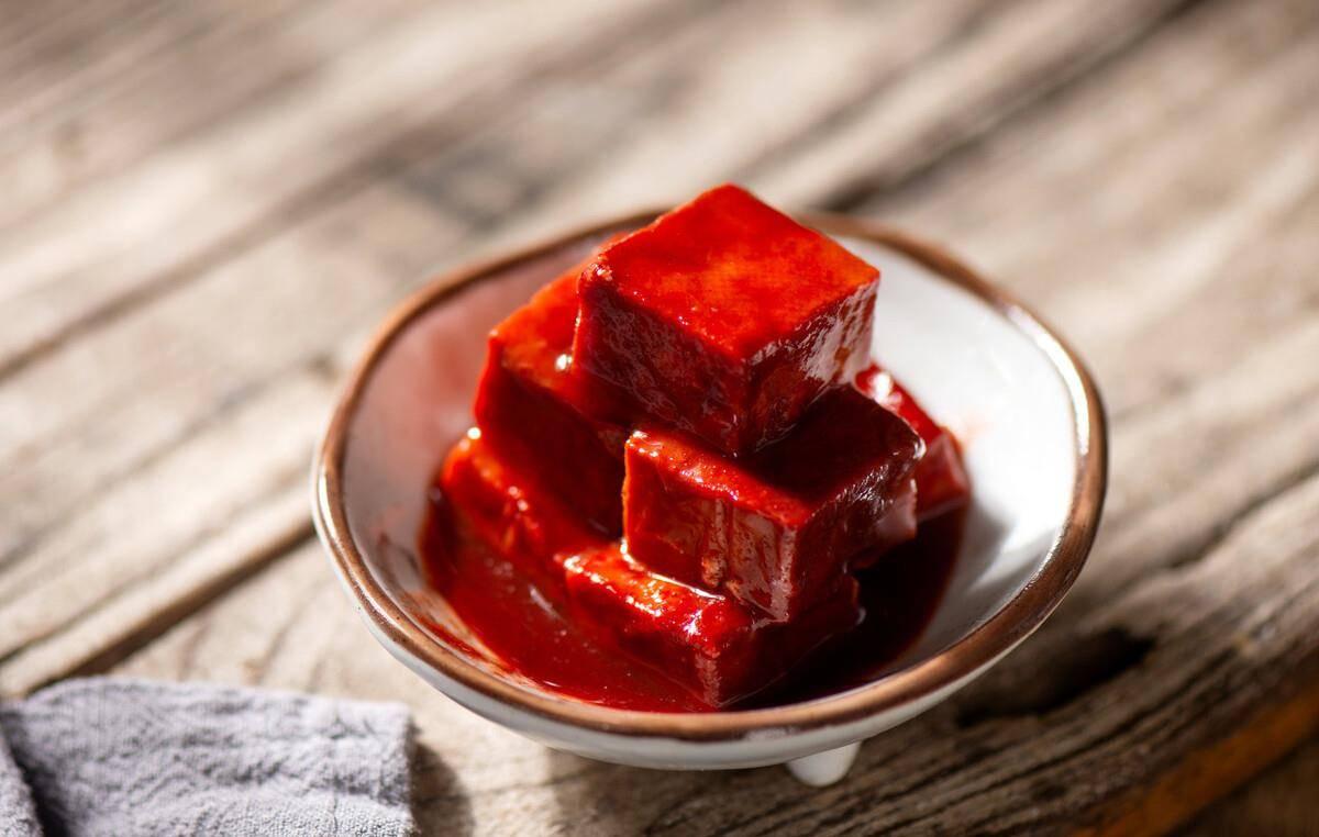 豆腐乳到底是人间美味，还是健康“杀手”？老人能吃吗？答案来了