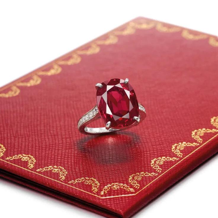 彩色宝石拍卖,最好的紫色蓝宝石拍卖价格