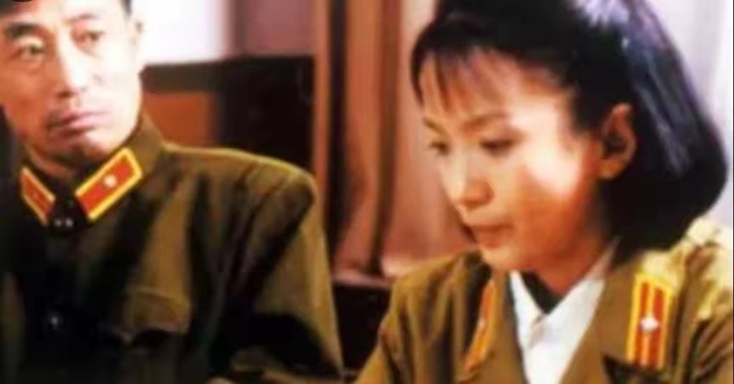 狗血扒扒吕丽萍三段坎坷婚姻,吕丽萍前夫的葬礼