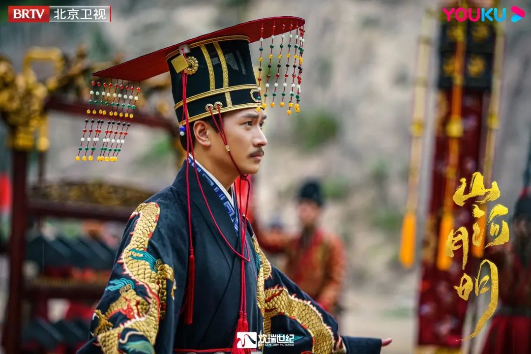 董哲山河月明,山河月明作者董哲