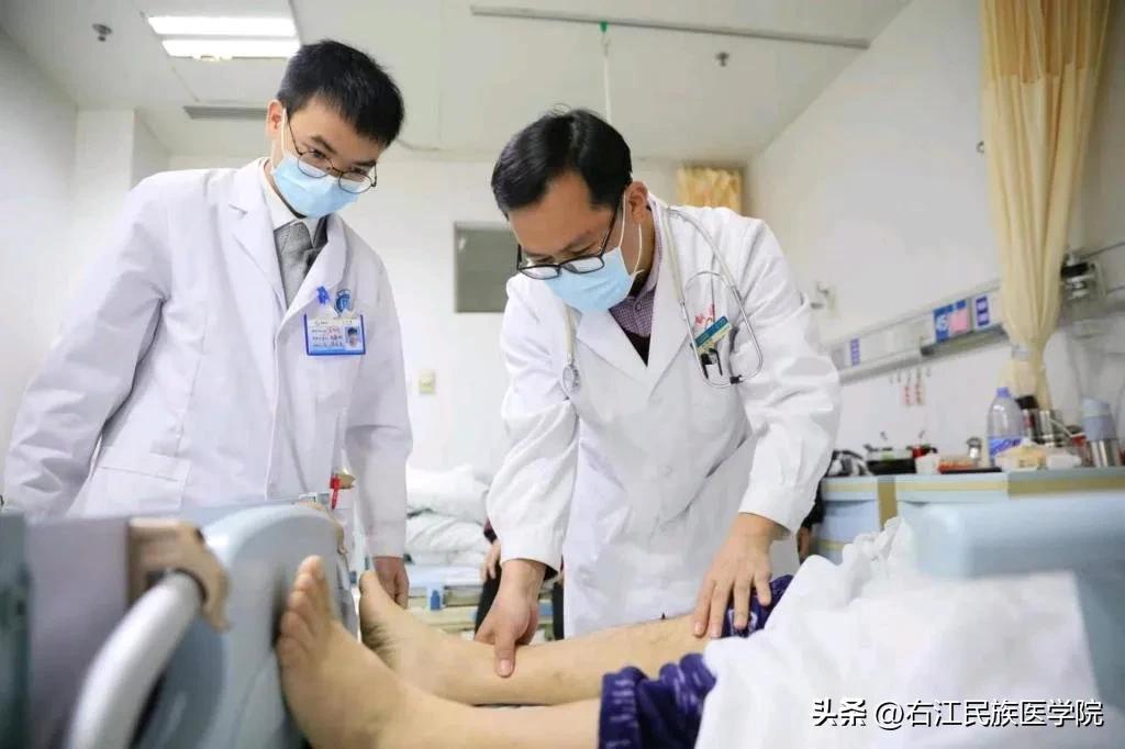 【逐梦六五桃李芳华】石洪程：让梦在右医启航