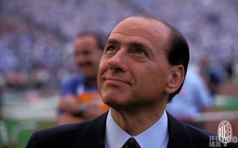 千面总理、商业巨鳄、丑闻缠身……贝卢斯科尼的传奇人生