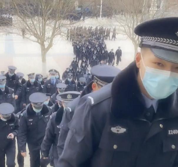 警察学院毕业震撼场面,辽宁警察学院新生报到