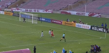 彭诗梦出击失误完整视频,彭诗梦世界杯多次精彩扑救