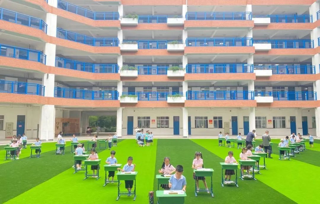 南京市第一中学实验学校,轻松的学习环境更利于孩子们成长