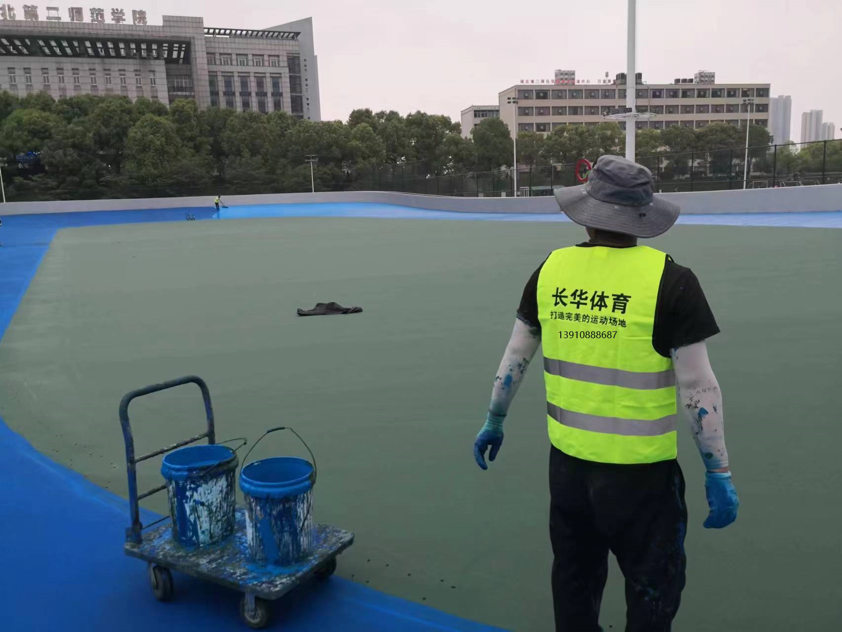 轮滑场地施工的新选择：聚合物陶砂系统