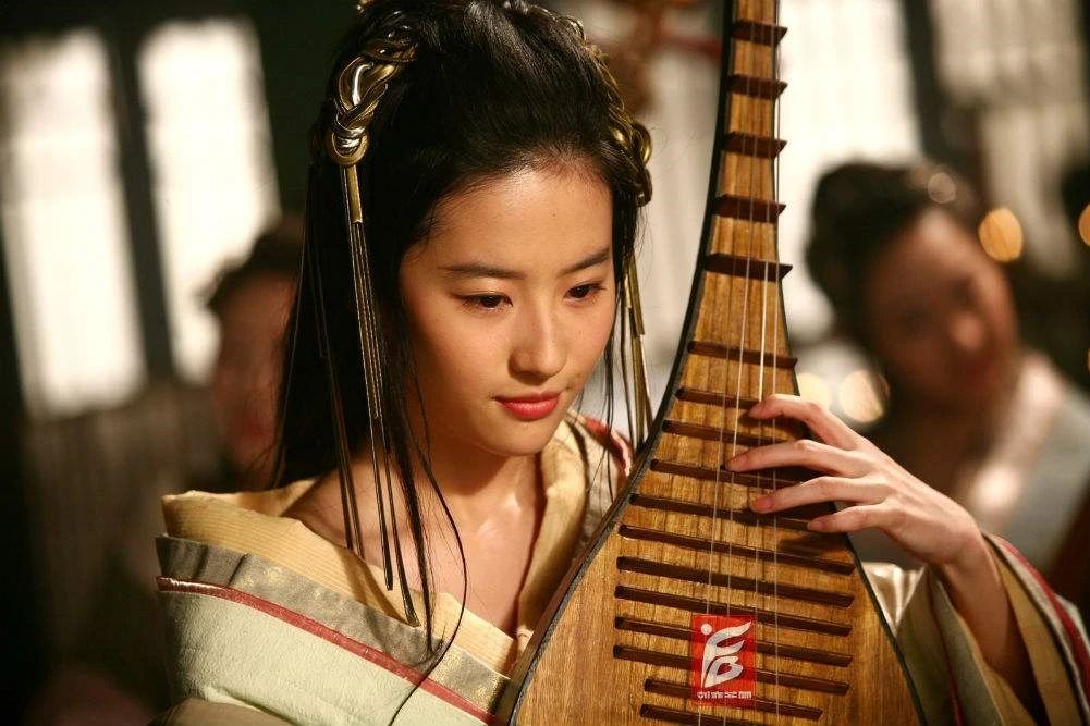 最感人的情诗10首,爱你情诗100首