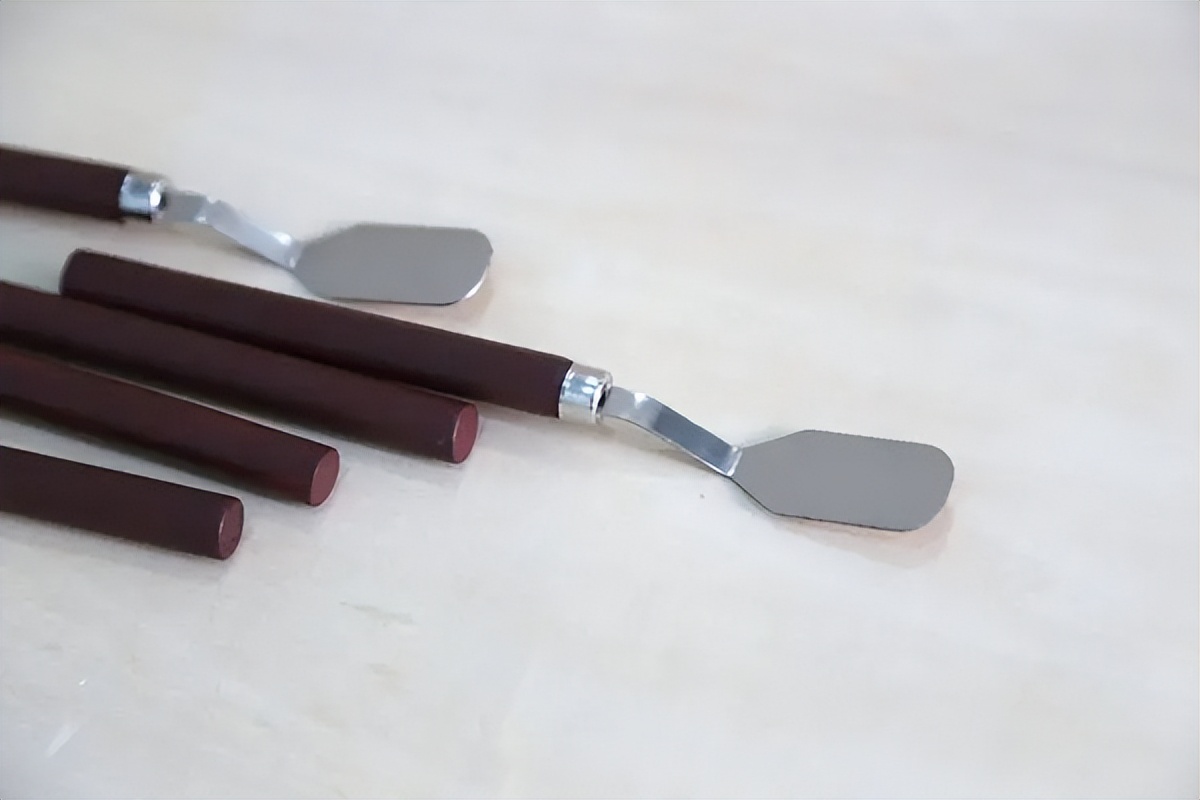 玻璃胶怎么去除小技巧,玻璃胶如何简单快速去除