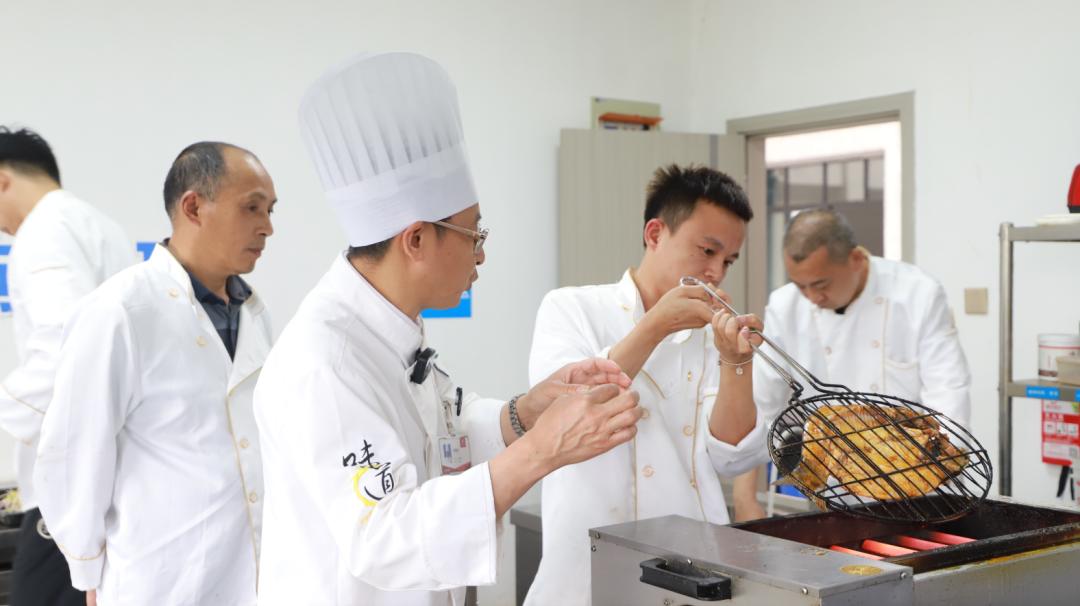 免费学烤鱼的教程,烤鱼技术学费