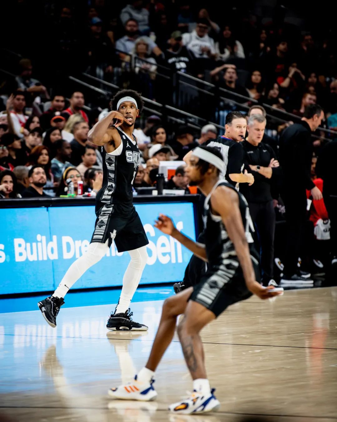 圣城美酒分外香，贺君突破两万关