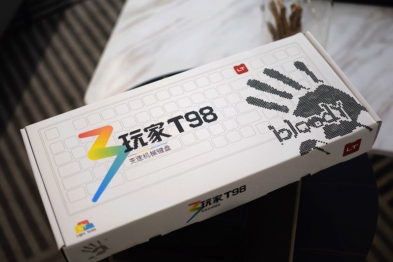 血手幽灵t98和rog游侠rx,血手幽灵t98支持热插拔吗