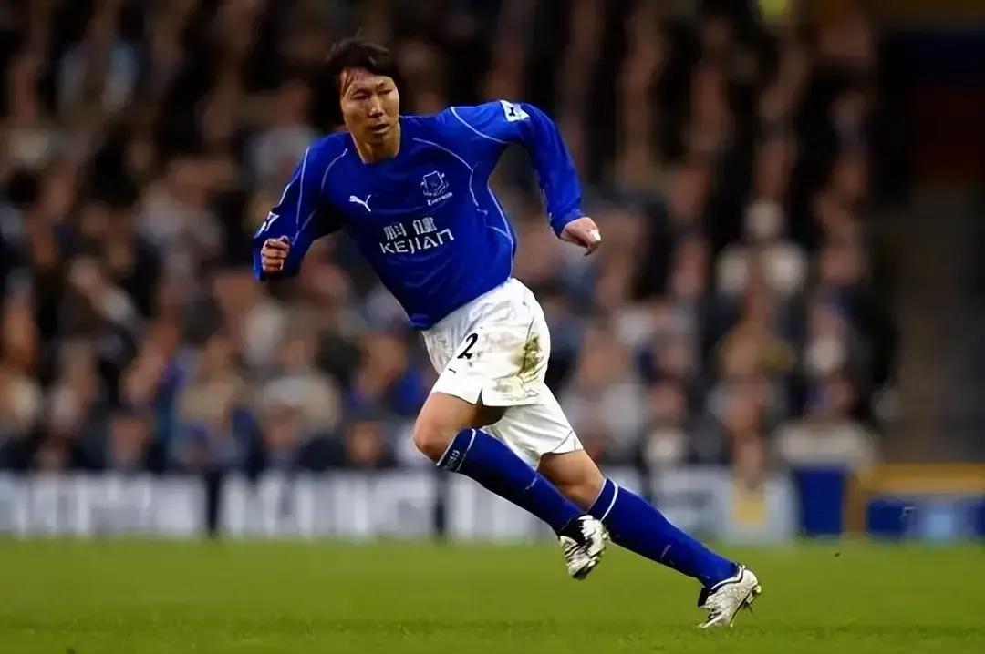 李铁踢球很厉害吗,李铁踢球有多厉害