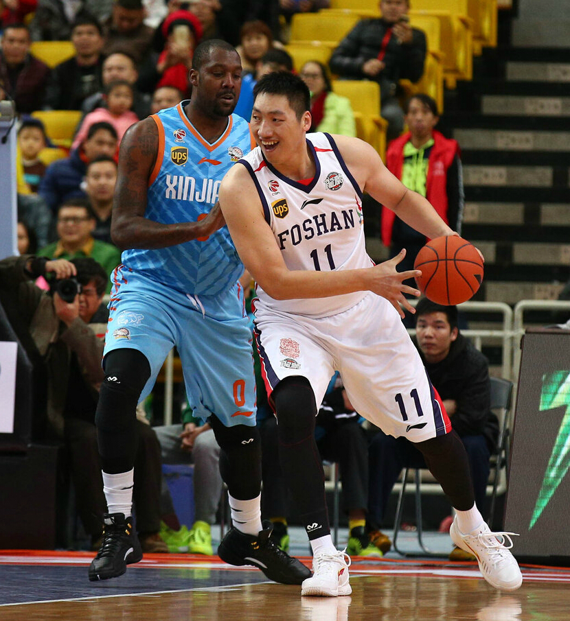 盘点cba历史十大中锋,cba总决赛姚明51分21篮板